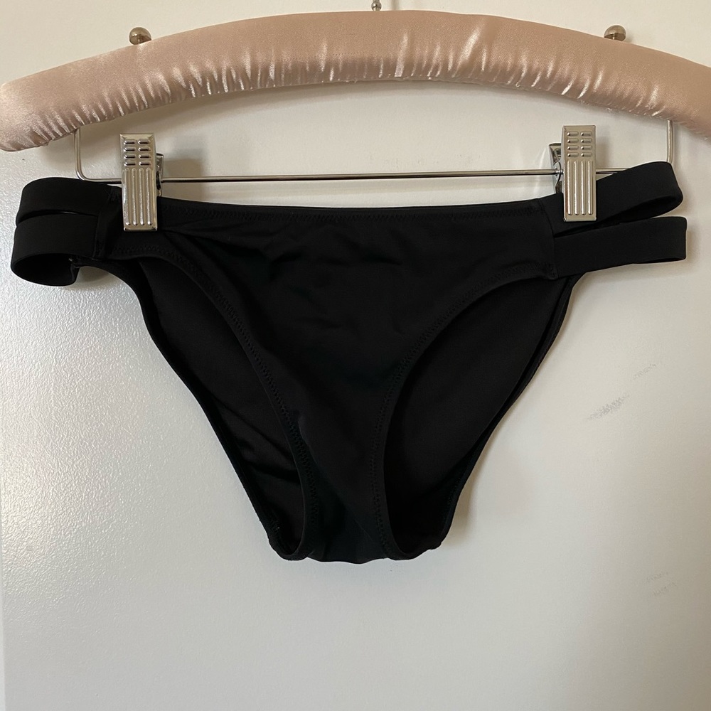 Bikini bottoms